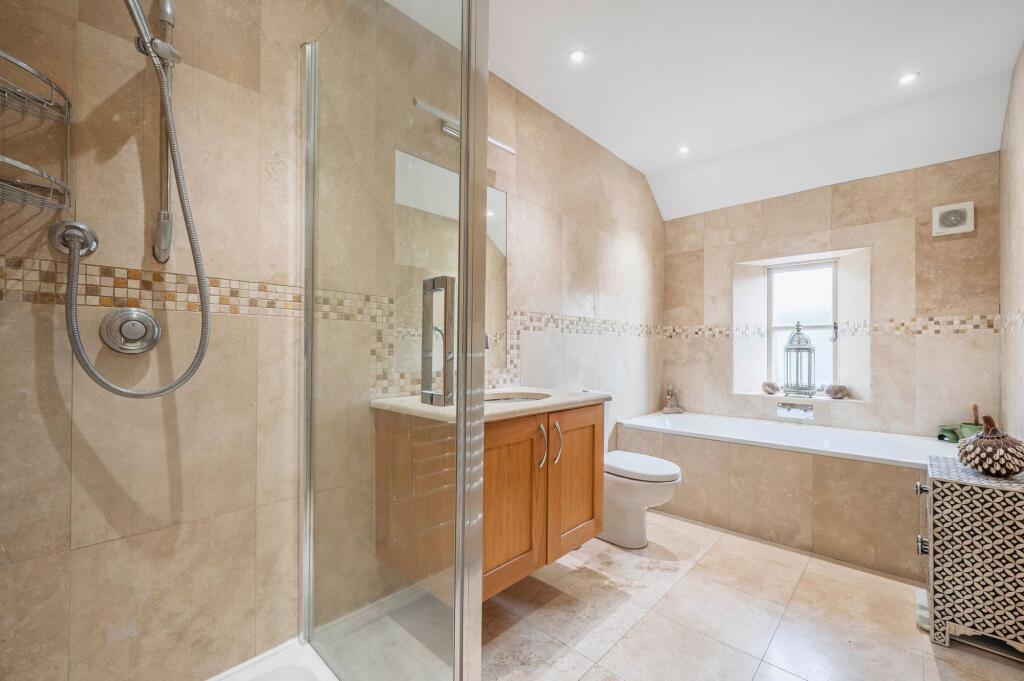 Bedroom One En-Suite