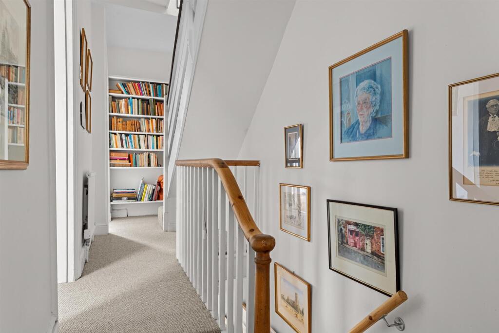 10SandringhamRd-025.jpg
