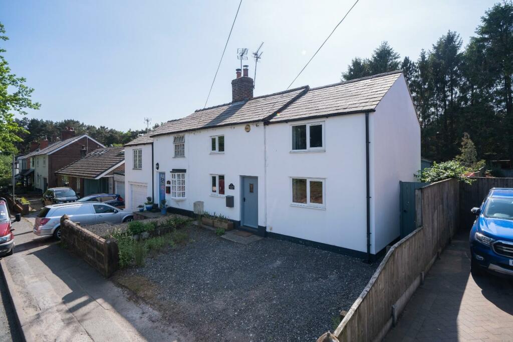 1 Beaconsfield Cottages-034.JPG