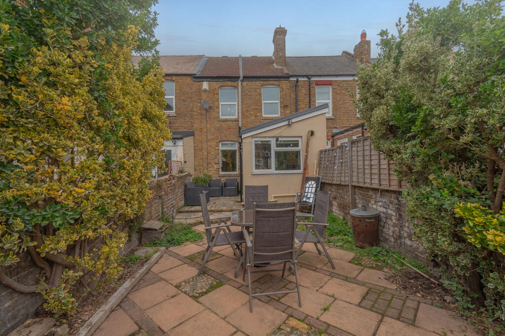 general 5 Flora Road