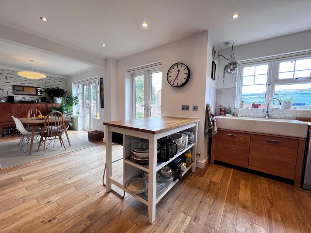 Kitchen Family Room
