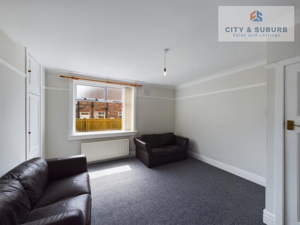 CAM01351G0-PR0096-STILL006