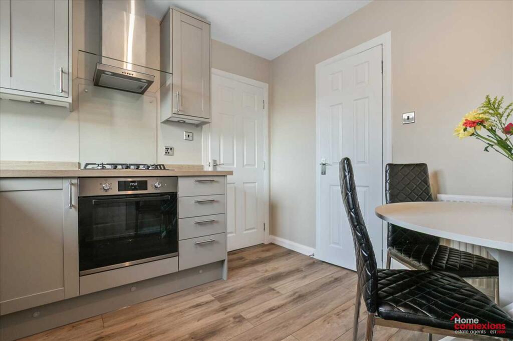 Kitchen Dining (2)