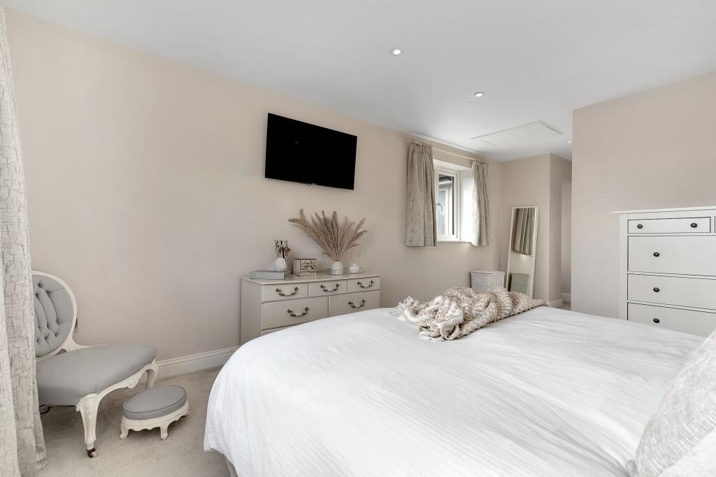 Principal Bedroom