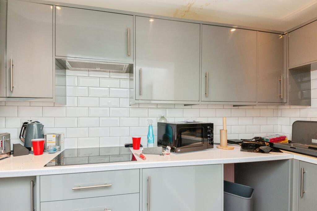 Flat 2 Kitchen
