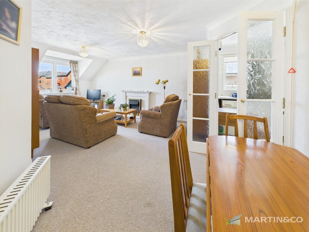 CAM02318G0-PR0451...