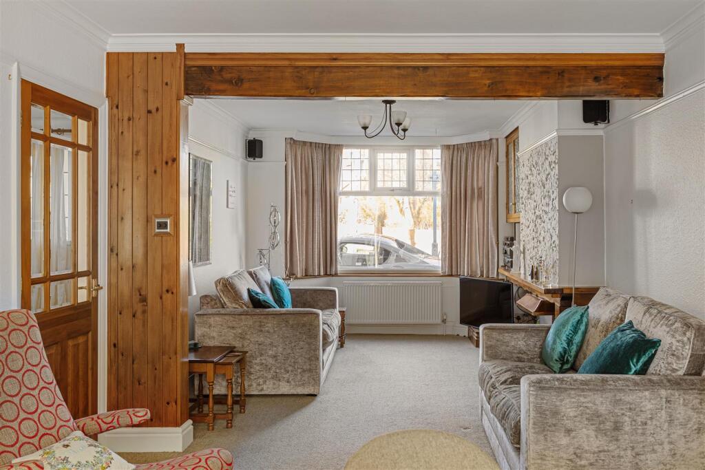 49_Greencliffe_Drive_24.jpg