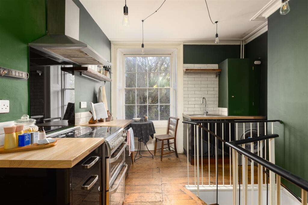 Flat 1, 23 Bath Buildings, BS6-28.jpg