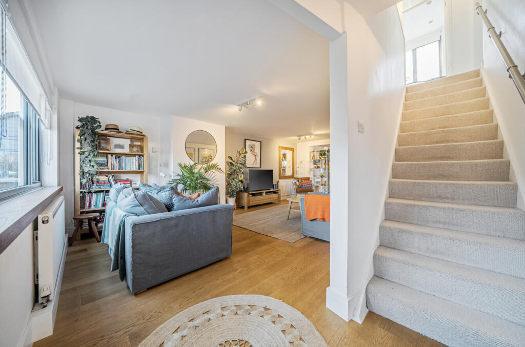 1383996-21-692715...