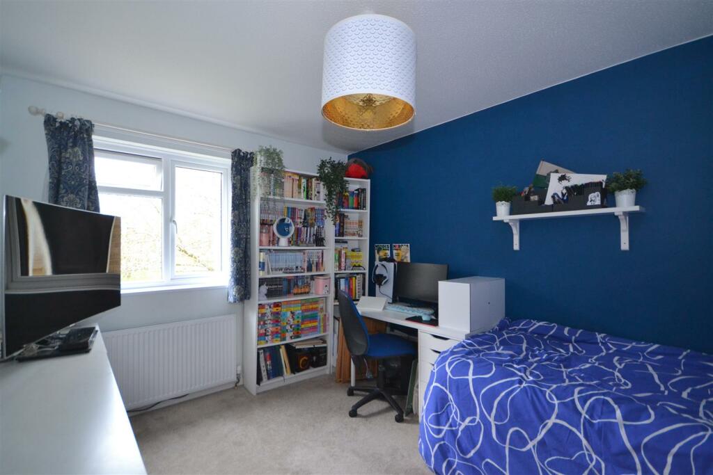 Bedroom.JPG