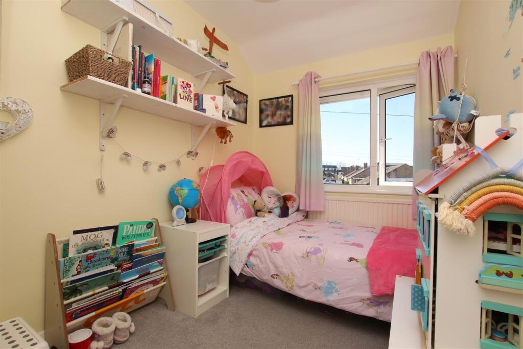 Bedroom 3.JPG