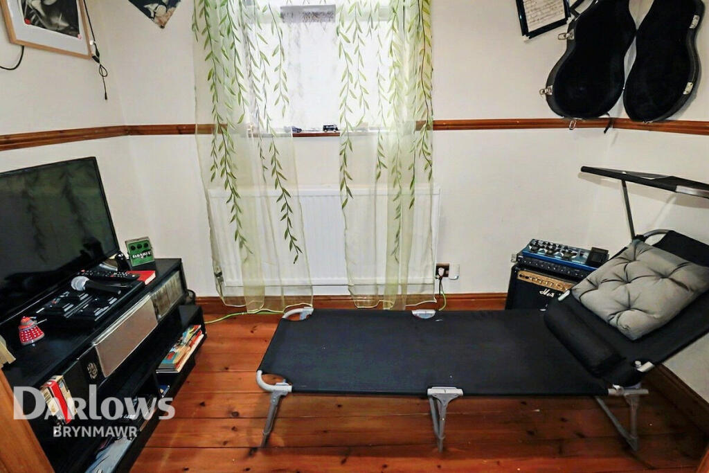 Alexandra Place, Tredegar