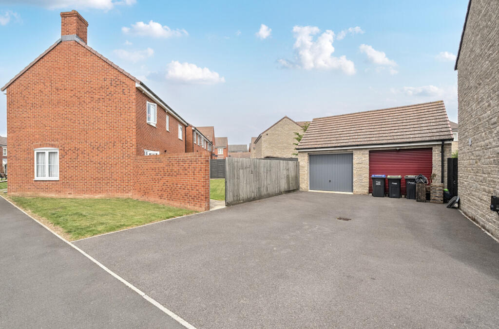 11131307819685558bbb8f9511