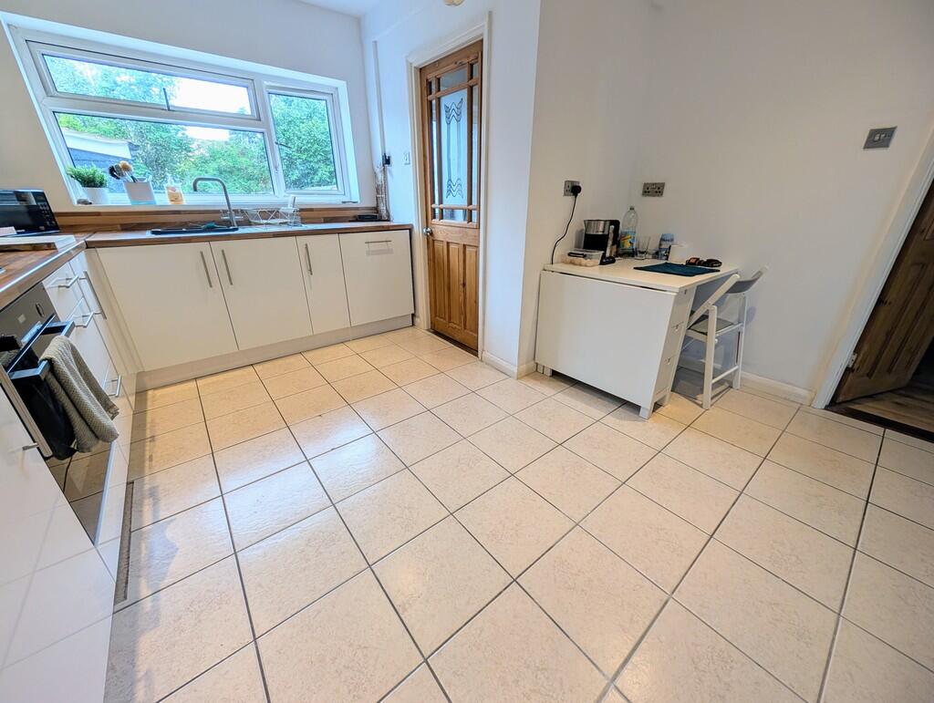 PXL_20250816_0921...