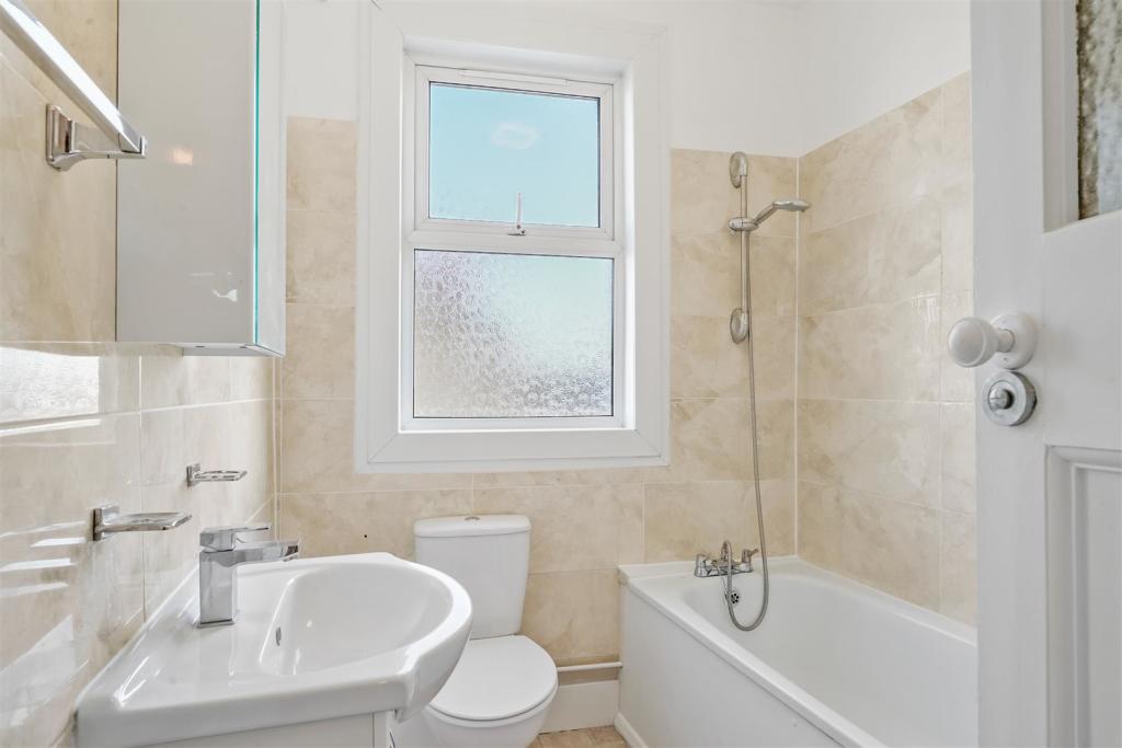 16 Westbury Avenue - 5lxycz42QNnpPUKyR6hQ.jpg
