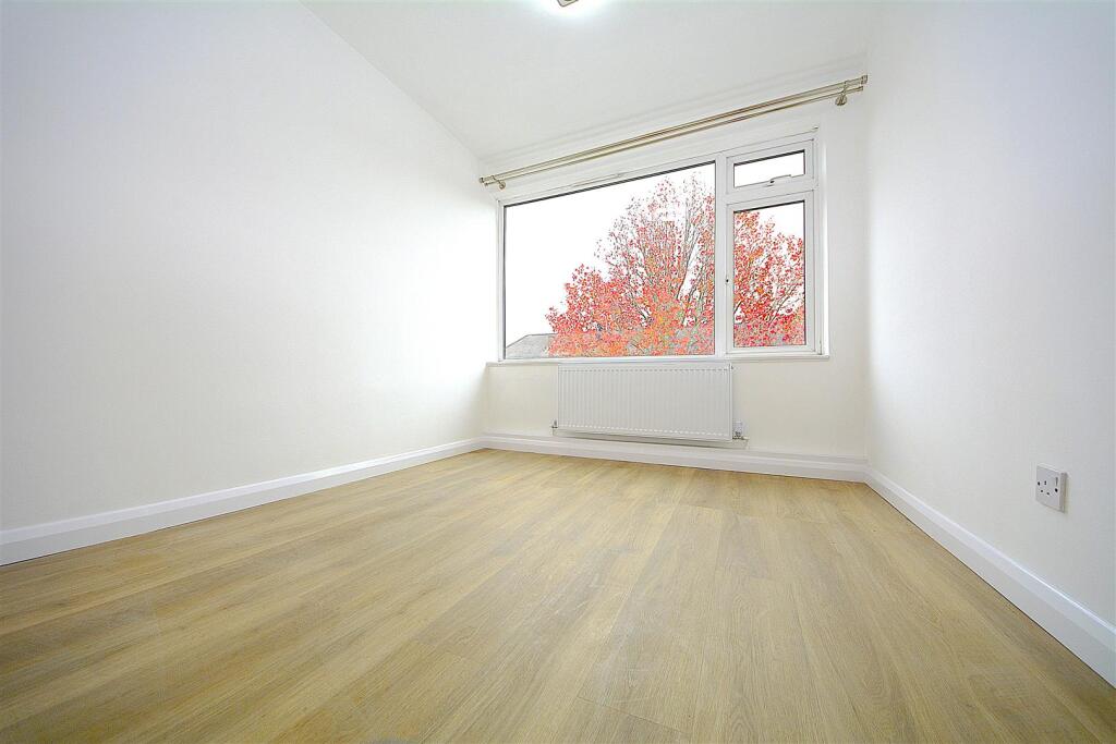 Bedroom.jpg