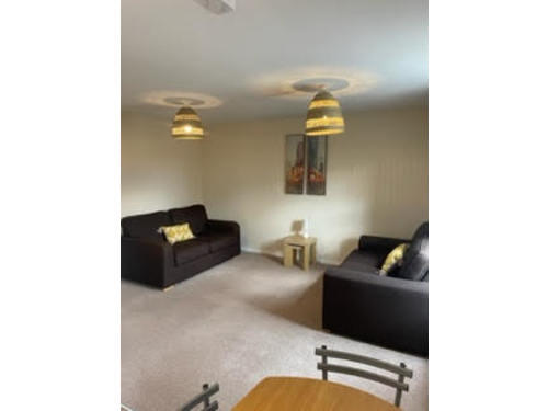 Living room 2.jpg