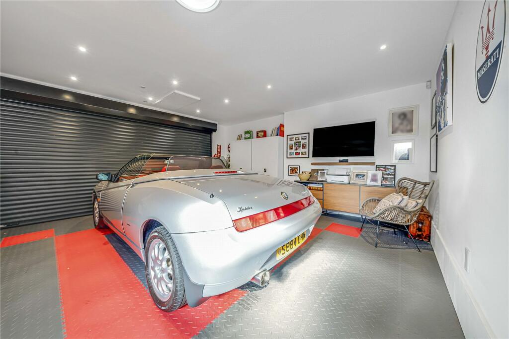 Garage