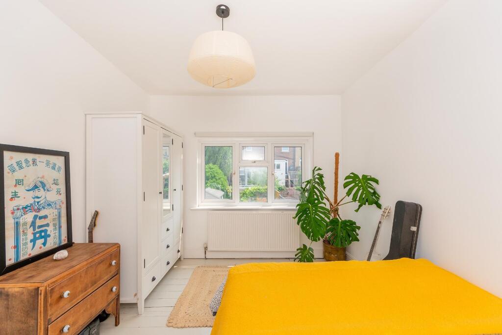 2S8RBN - Bedroom F.jpg