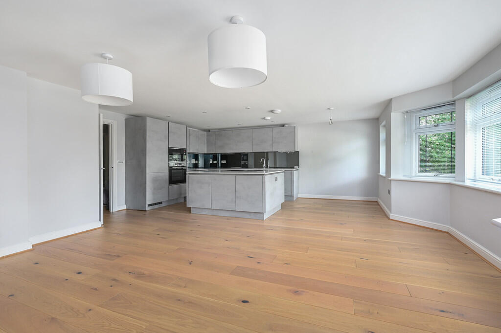 6 Fairway Heights...