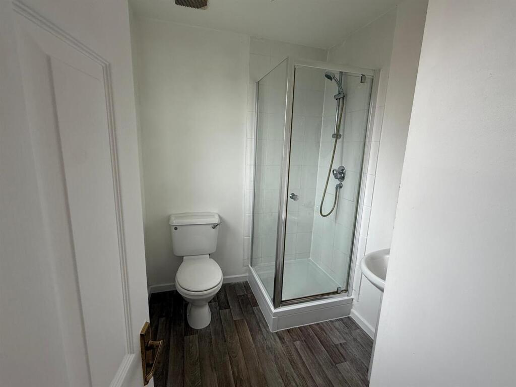 En suite.jpeg