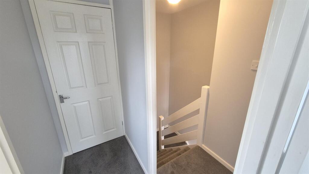 WB Lettings 1 bed 1 bath house newbury 2 parking (