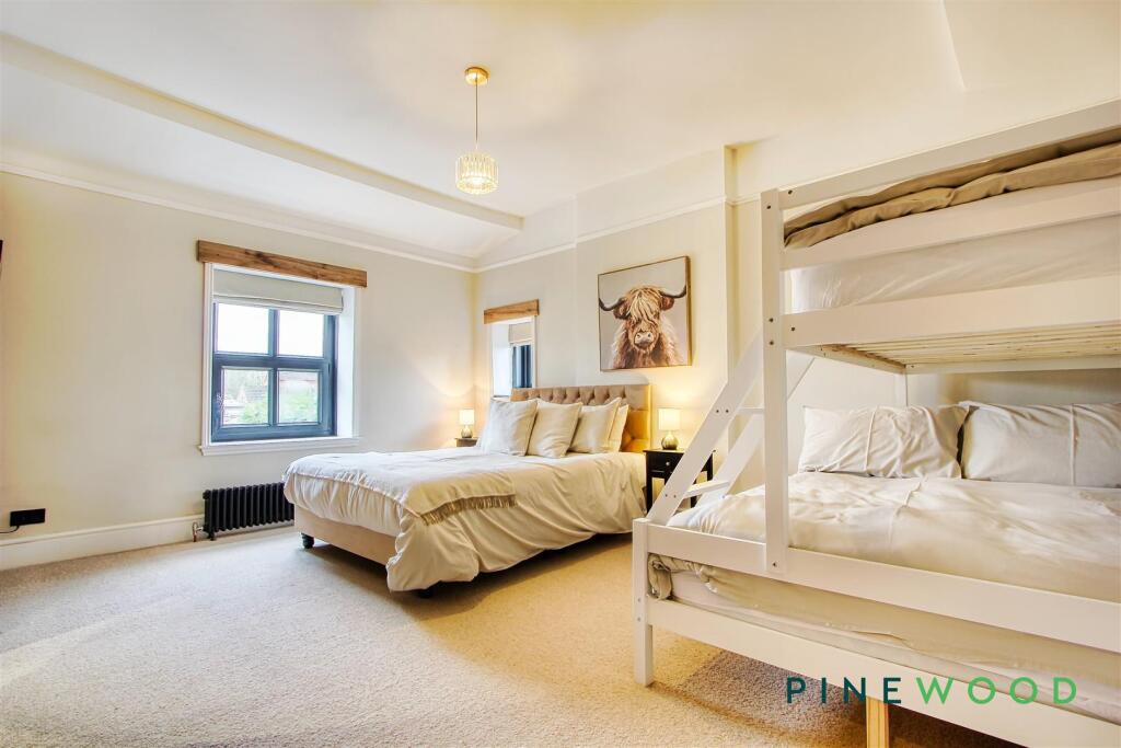 BEDROOM 1