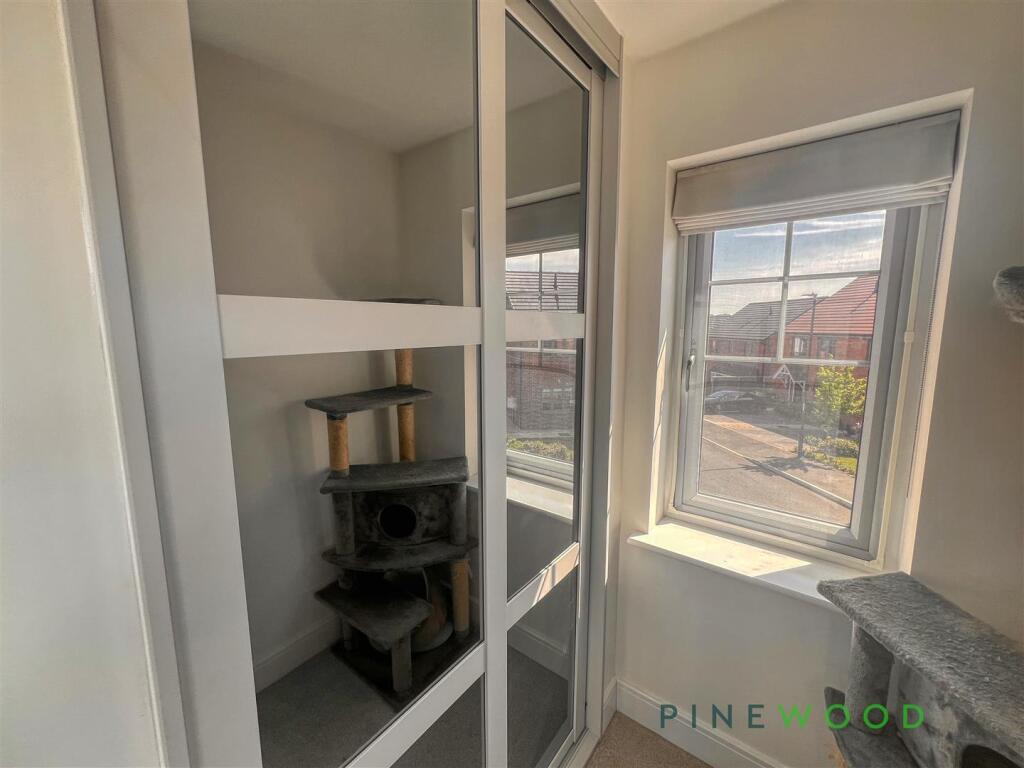 Fitted Wardrobes