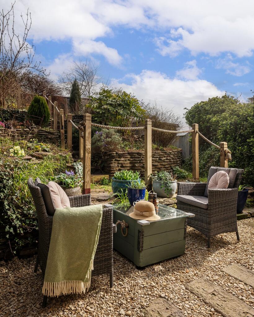 Old Assembly Rooms, Slapton Patio Garden
