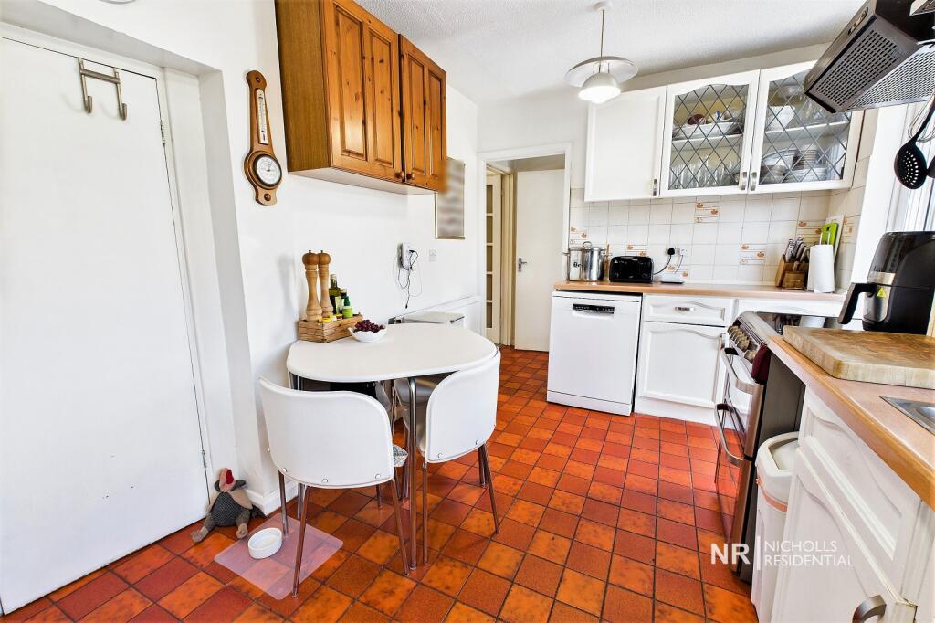 Kitchen/Breakfast Room