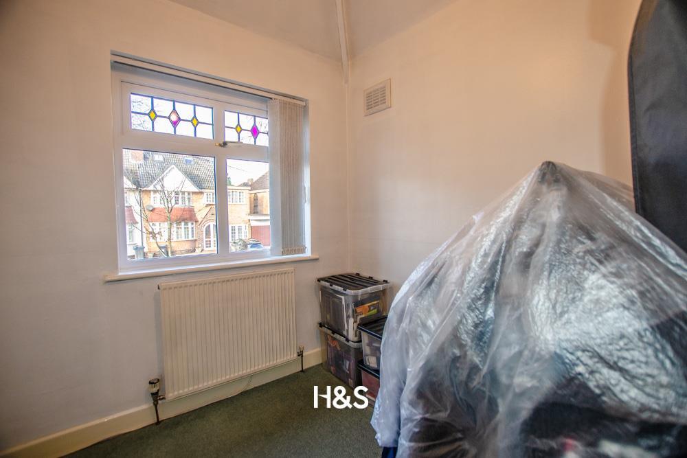 27 Studland Road - bedroom 3.jpg