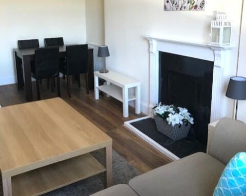 Lounge 2