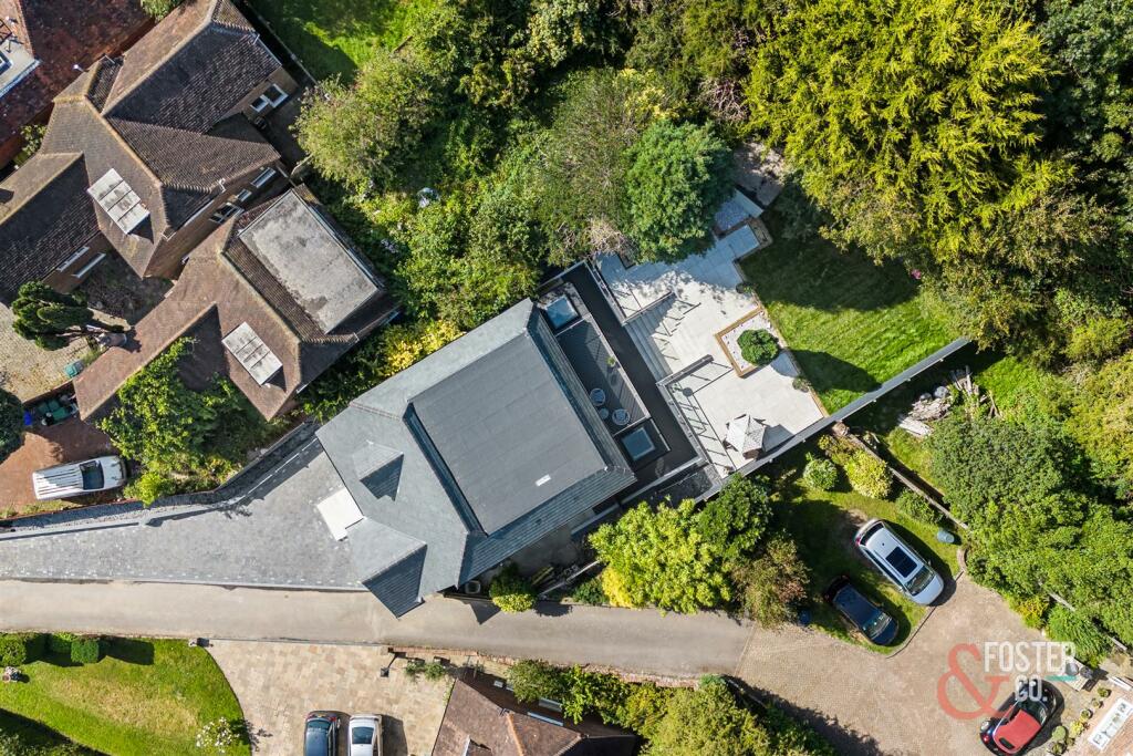 Eastwick Close, 3-037.jpg