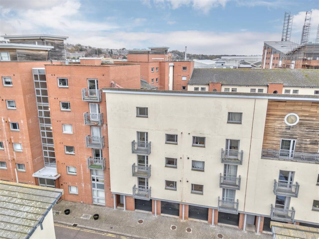 38 Thorter Row Dundee-2.JPG