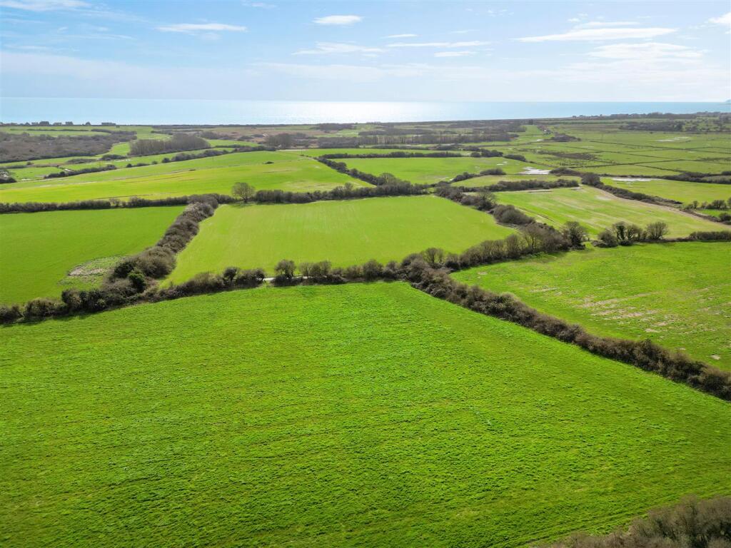 Fantastic Sea &amp; Rural Views