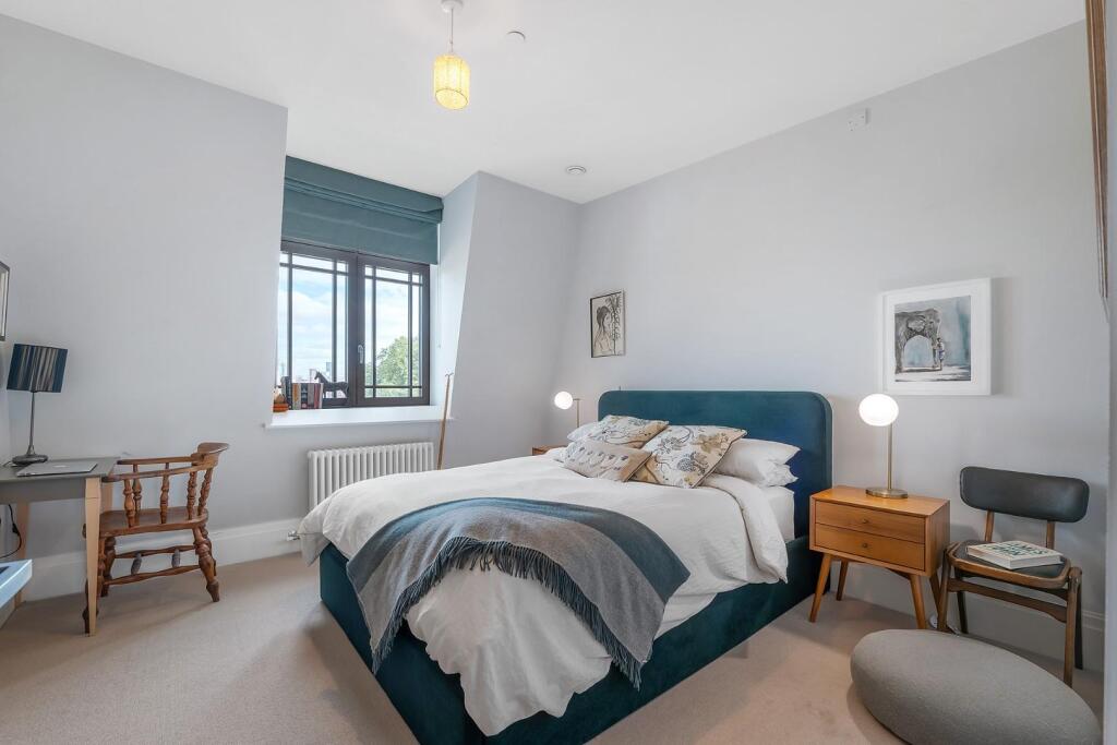 Bedroom.jpg