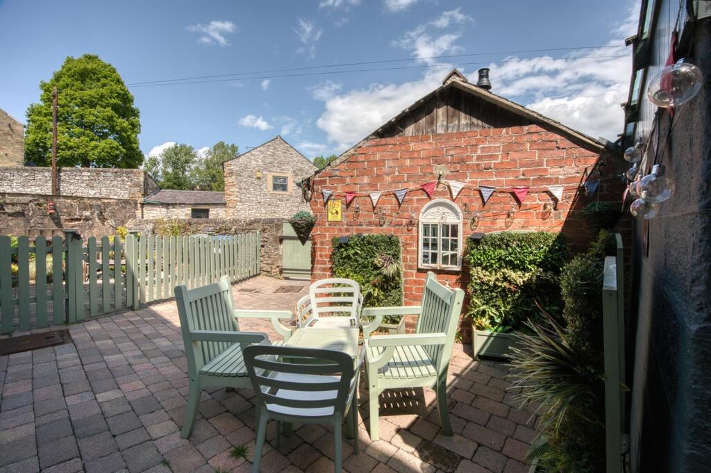 Saxton Mee Waters Edge -0045.jpg