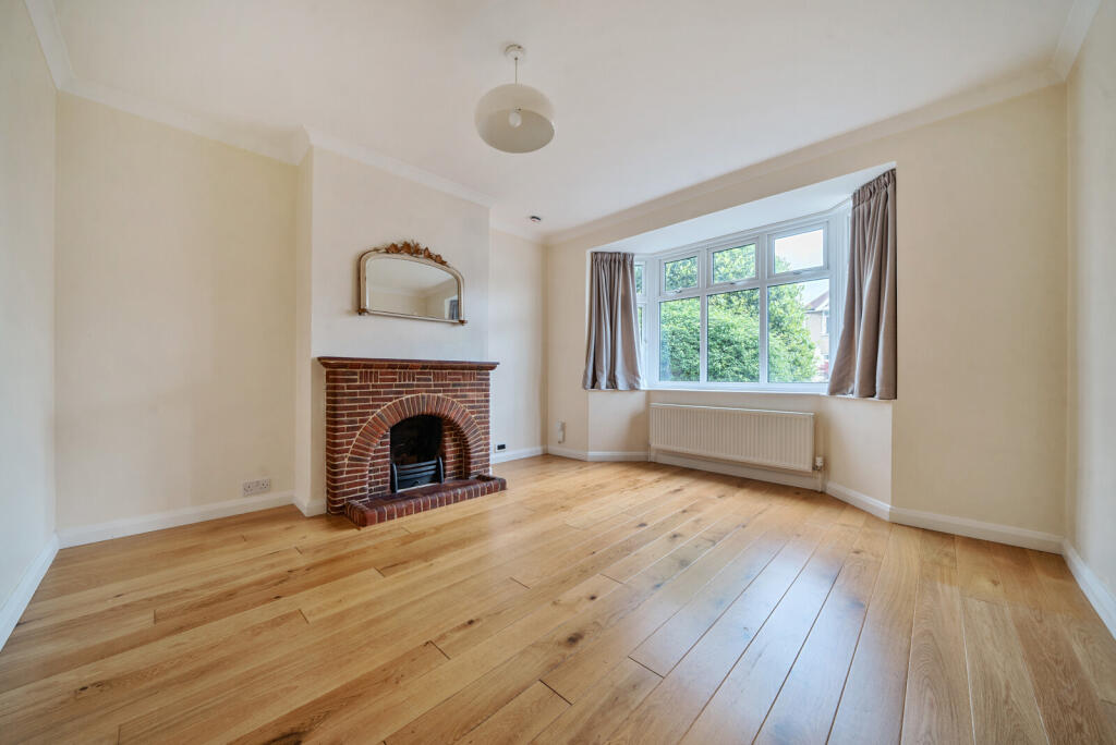 1310100-35-684fe0...