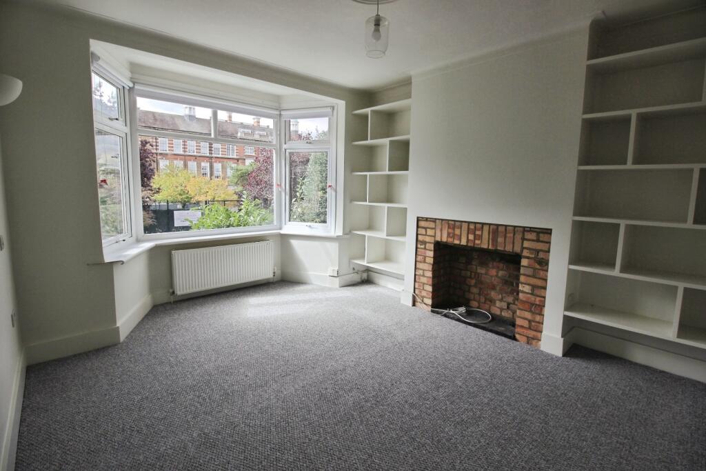 pbox-living_room-341803.JPG
