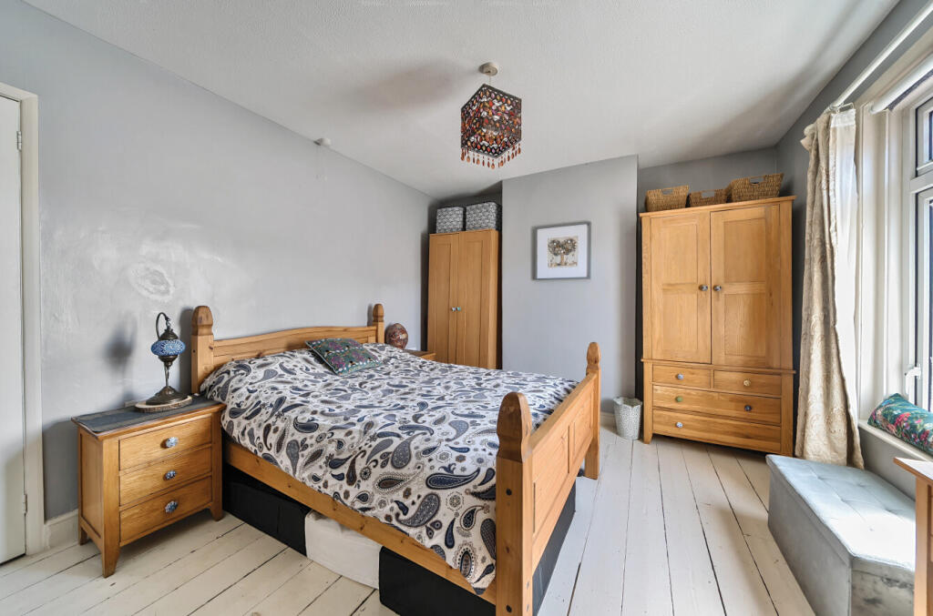 1313514-12-6852b0...