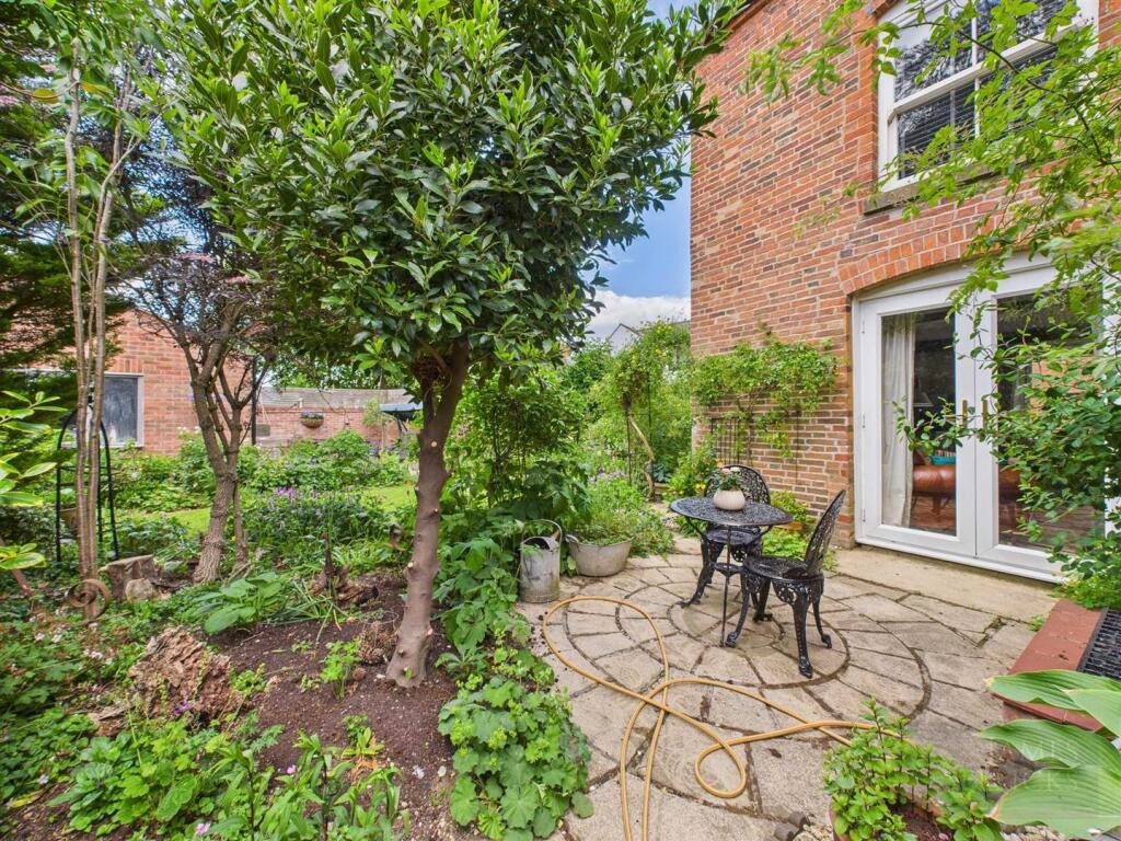 Hillcrest House, Husbands Bosworth