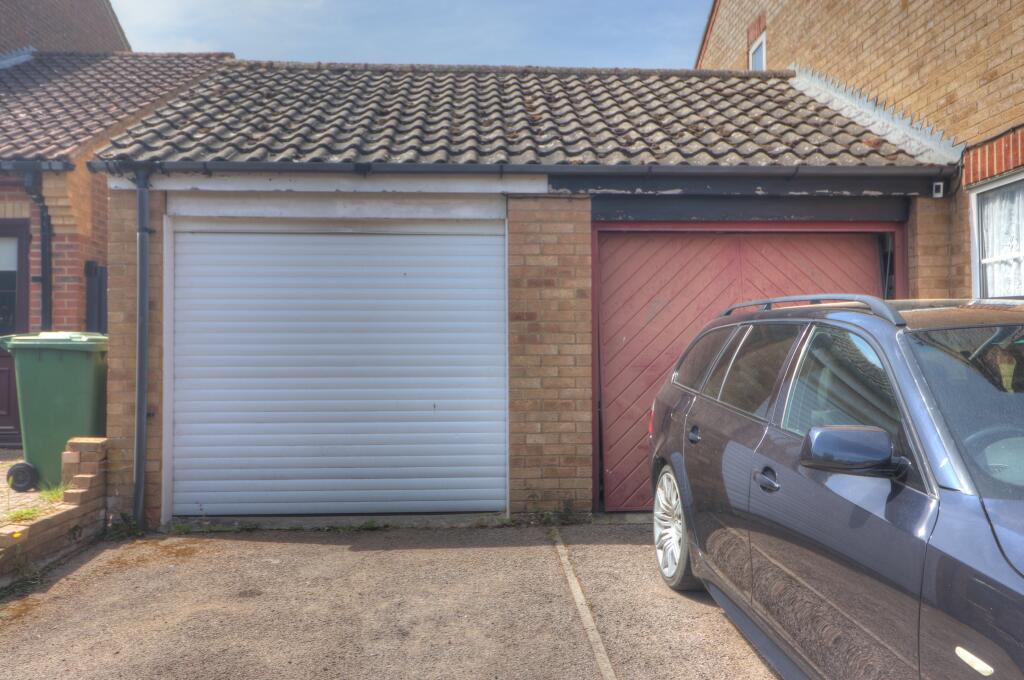 Garage 2