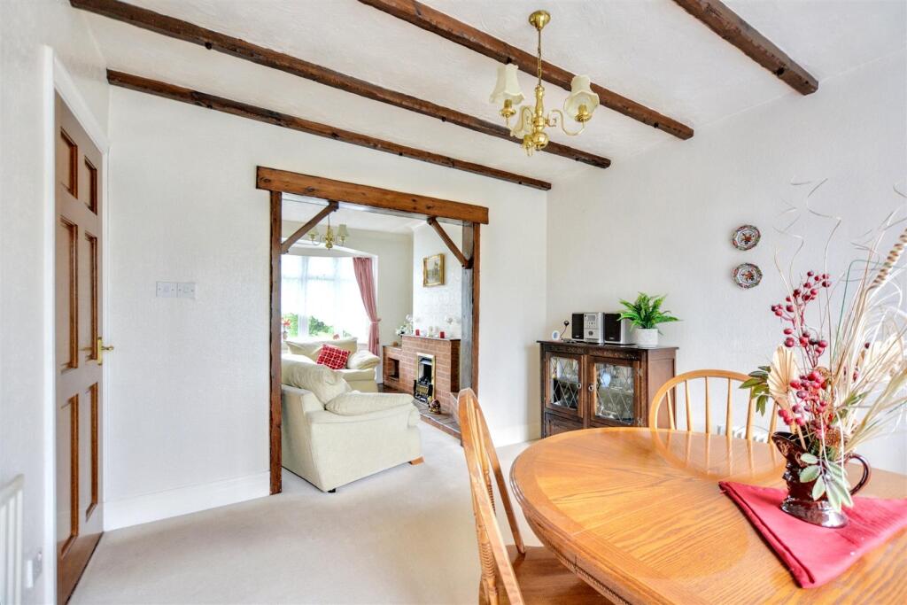 Dining Room_2.jpeg