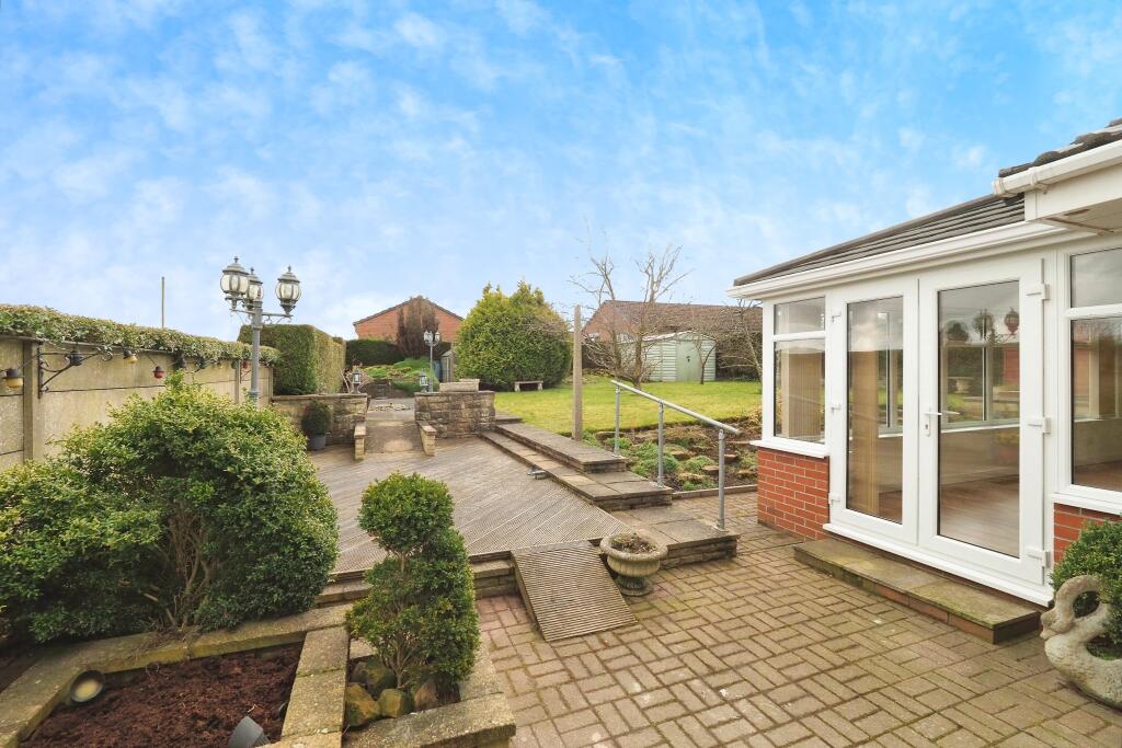 Fantastic garden to the rear with patio and deck