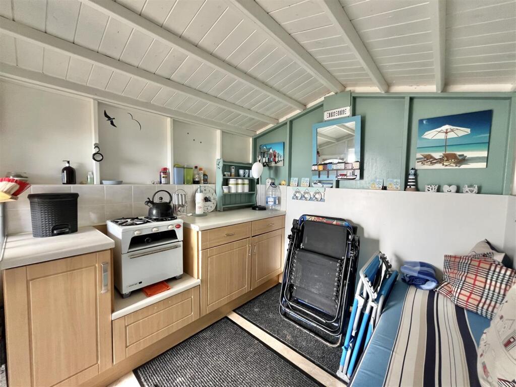 INTERNAL VIEW OF BEACH HUT