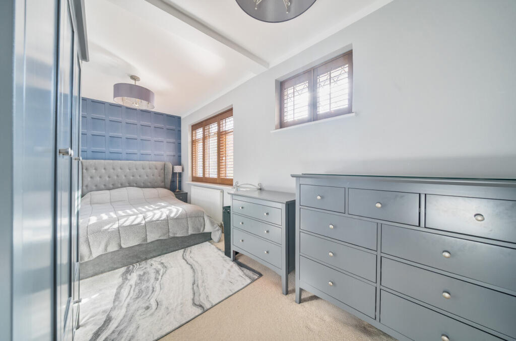 1365409-16-68f90b...