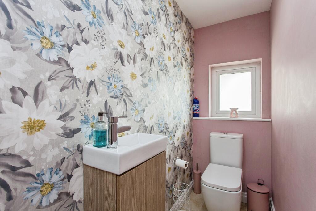 Ground Floor WC