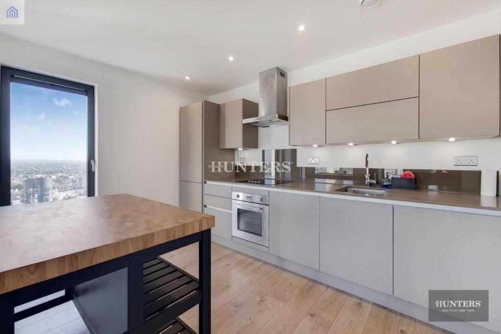 2_Kitchen-Reception-2.jpg