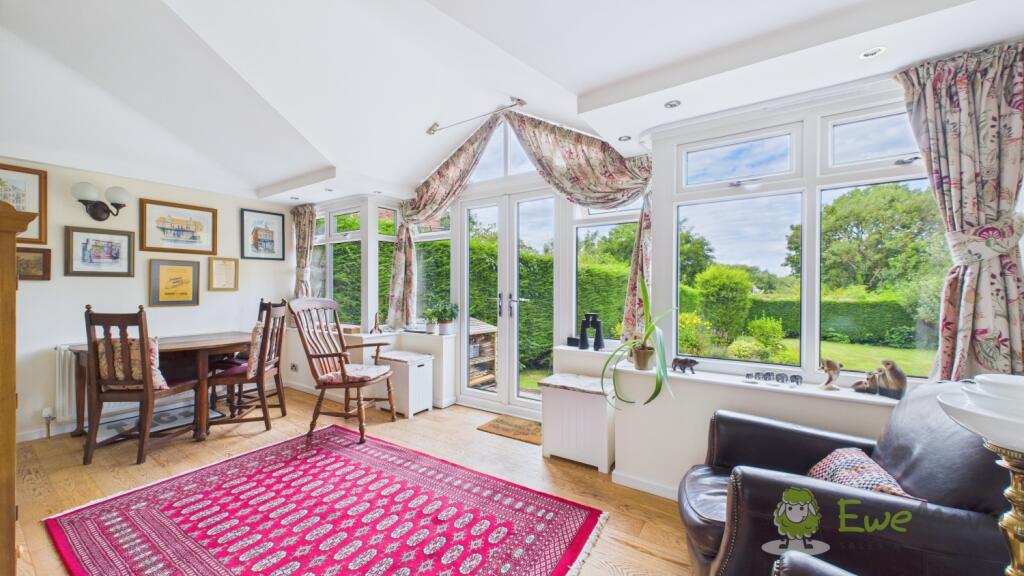 CAM03669G0-PR0022-STILL006