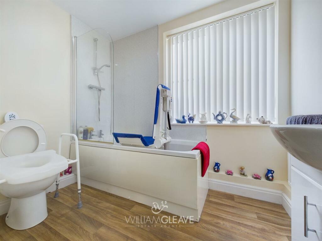 CAM01391G0-PR0074-ST